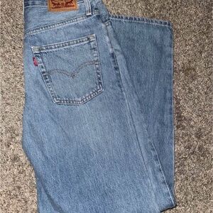 Levi's women’s 90’s style baggy jeans